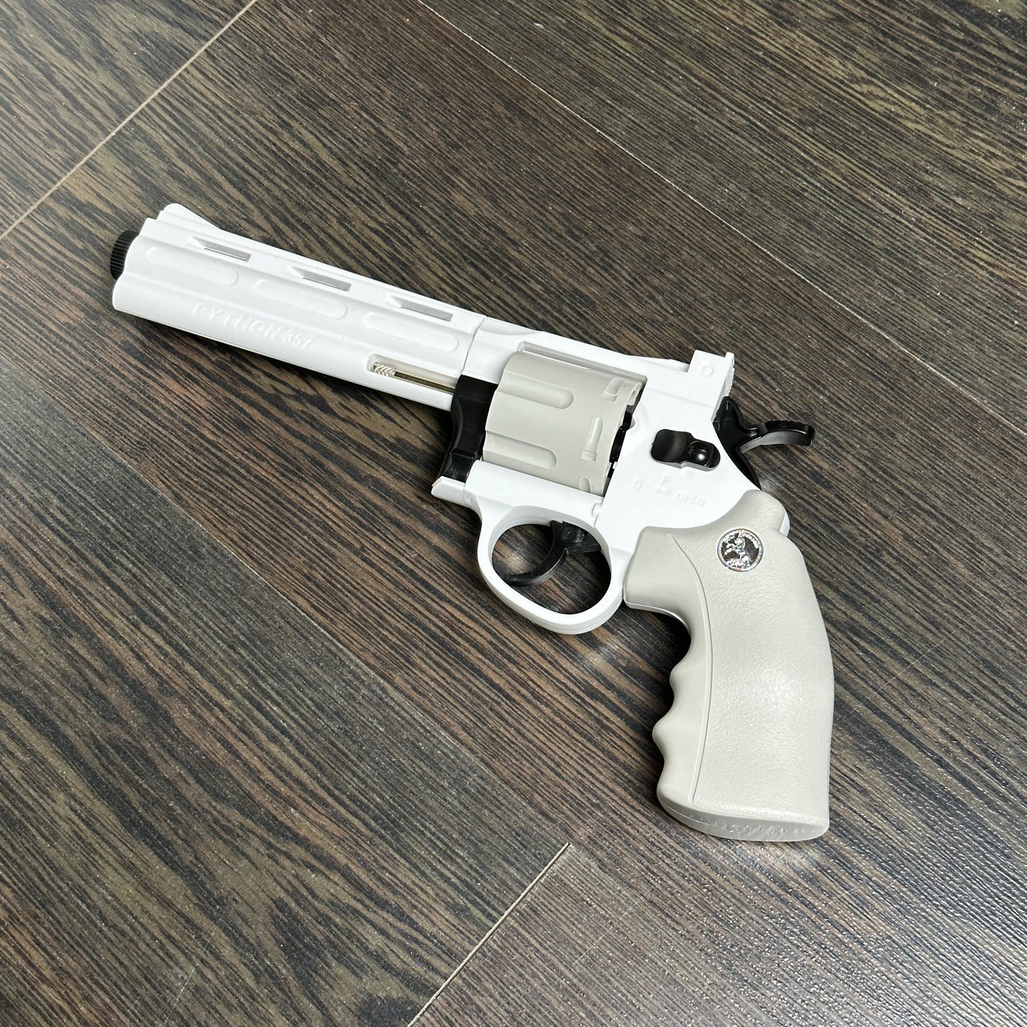 Revólver ZP5 357, pistola de juguete mecánica de disparo continuo, pistola automática, bala de dardo suave, arma CS para exteriores para niños y adultos